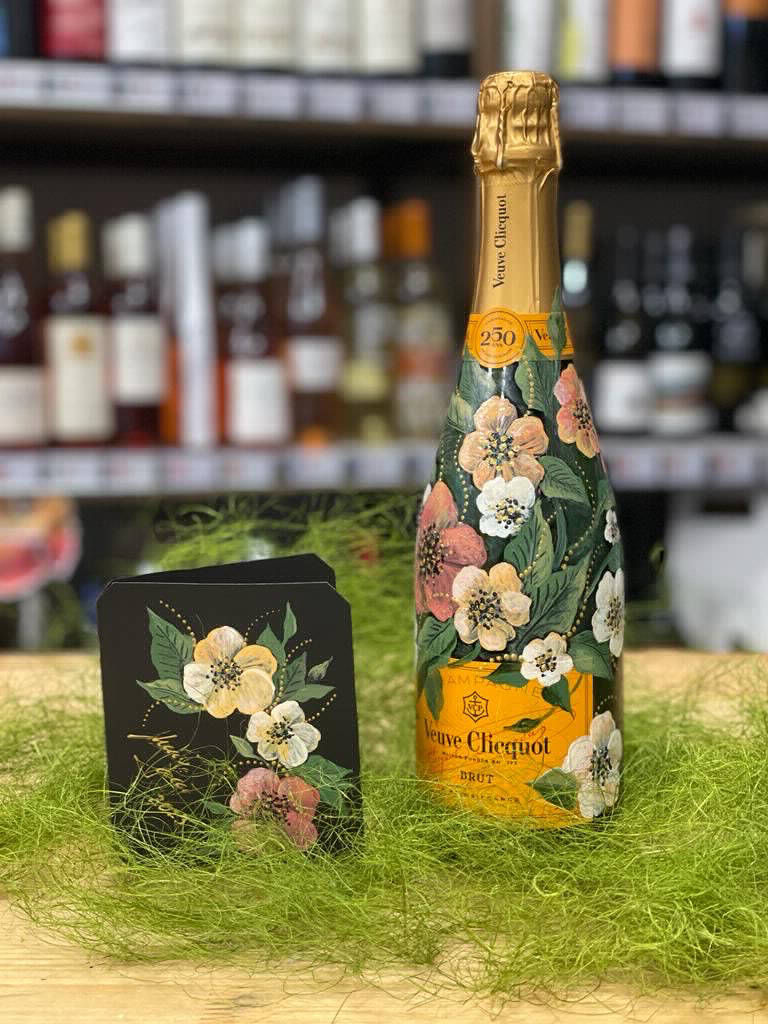 Veuve Clicquot Yellow Label Art Collection